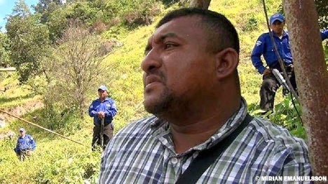 douglas geovanny bustillo