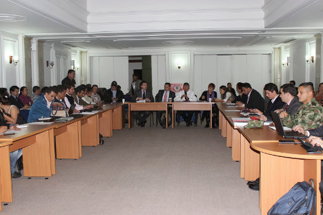 Reunion de la MIA con el gobierno 2014