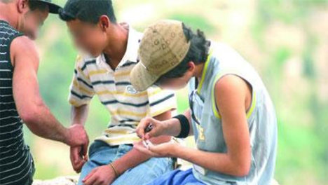 Jovenes drogadictos
