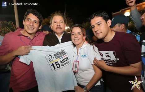 Jovenes de la CLAE pag juvenil