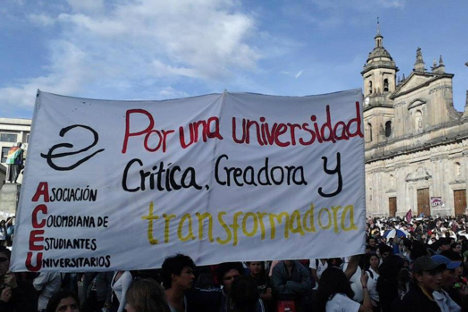MARCHA JOVENES Y ESTUDIANTES