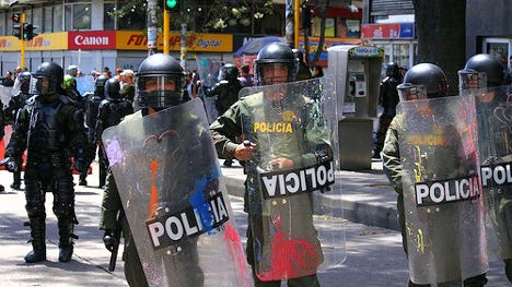 9810084033_76860a3b4c