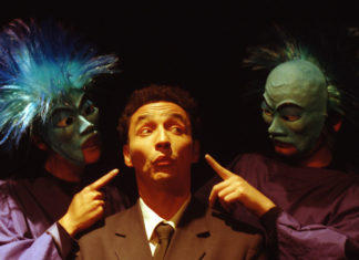 Se crea historia desde la escena teatral