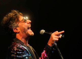 Fito, bajo las estrellas