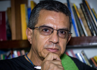 Sumándose al lenguaje del poder