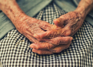 Pandemia y adultas mayores