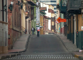 Covid-19 en Bogotá: Un paso adelante, diez pasos atrás