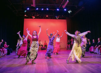 Lenguaje flamenco para INsistir, para DESpertar