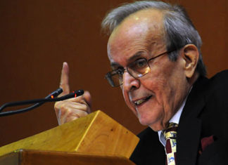 Ricardo Alarcón vive en la consciencia del pueblo