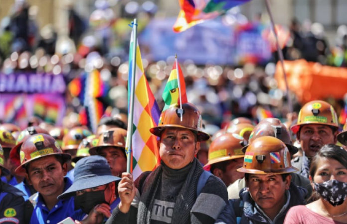 Pueblo Boliviano