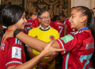 “El Estado tiene que privilegiar a la mujer”, Gustavo Petro