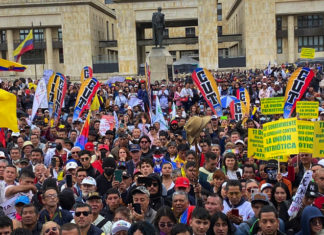 “La CUT debe empujar el bus de la democracia”