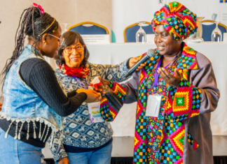 Las mujeres que resisten al conflicto armado