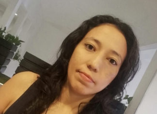 Silueta de mujer campesina